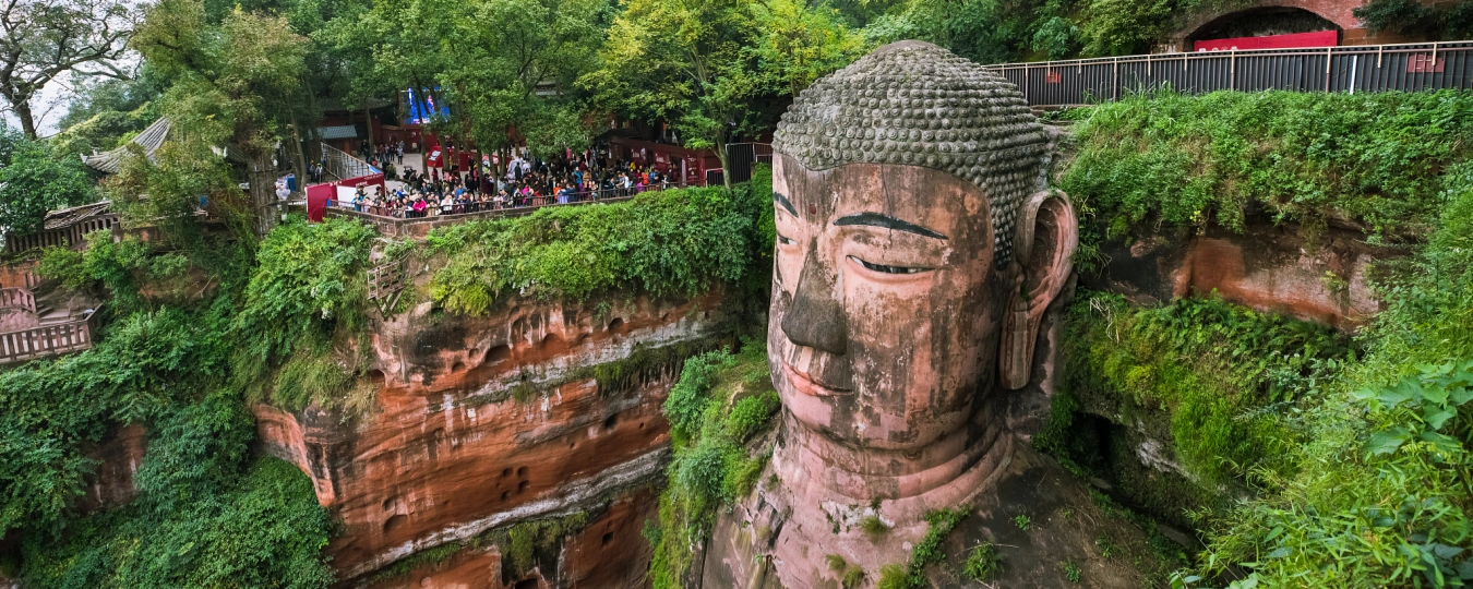 Лэшань Великий Будда