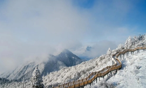 ภูเขาหิมะซีหลิงฤดูหนาว