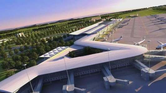 銀川河東國際機場航站樓與停機坪空拍圖