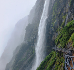 Wawu Mountain Lanxi cliff plank walkway with dramatic views