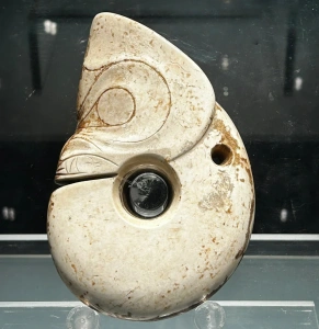 古代遼寧展 玉豬龍