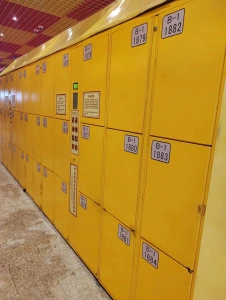 Chimelong Water Park yellow locker storage area
