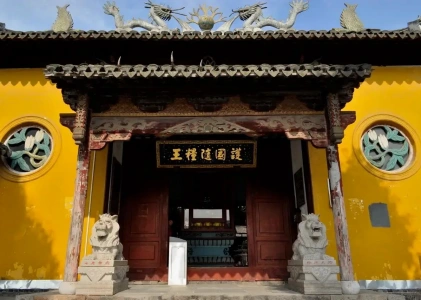 Huguo Suiliangwang Temple entrance in Xitang Ancient Town