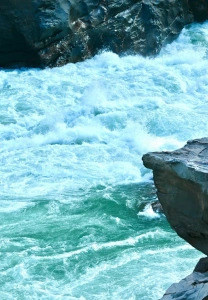 Middle Tiger Leaping Gorge close-up of wild turquoise rapids