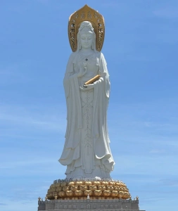 อ่าวซานย่าเจ้าแม่กวนอิมวัดหนานซาน