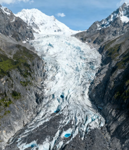 밍융 빙하와 설산 계곡 풍경