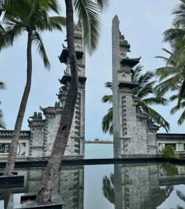 อ่าวซานย่าประตูหินพื้นที่ท่องเที่ยวต้าซยาวตงเทียน