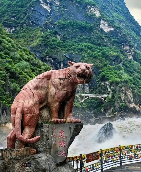 6. tour_虎跳峡