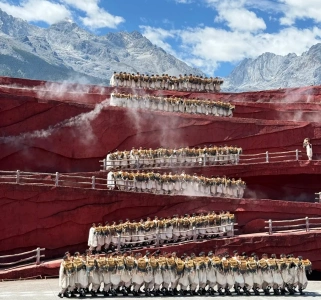 Шоу под открытым небом Впечатление Лицзяна