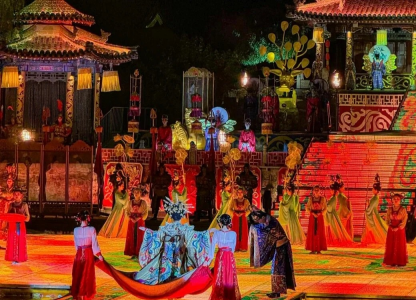 The Song of Everlasting Sorrow performance at Huaqing Palace