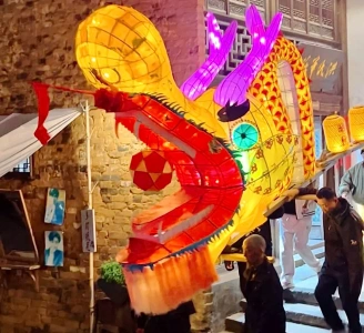 우위안 황링 전통 민속 용등 축제