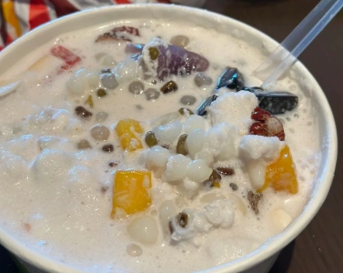 Цинбулян — охлаждающий десерт Хайнаня (清补凉)