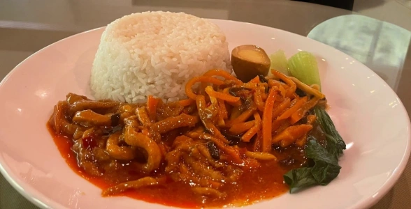 Museum cafeteria meal at Jinsha Site Museum