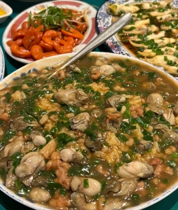 Chaoshan clay pot rice dish at Yilou Yifan Restaurant Sanlitun