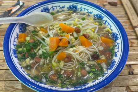 Local noodle dish at Daxiao Dongtian restaurant