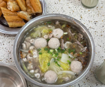 Fuzhou cuisine - Fish ball soup (Laohua)