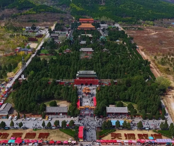 Zhongyue Temple at the foot of Mount Song