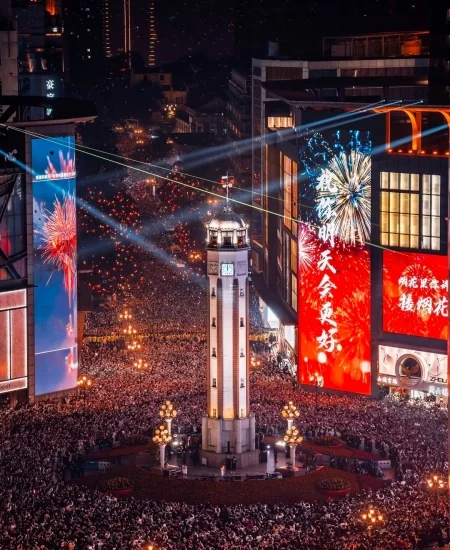 tour_解放碑步行街